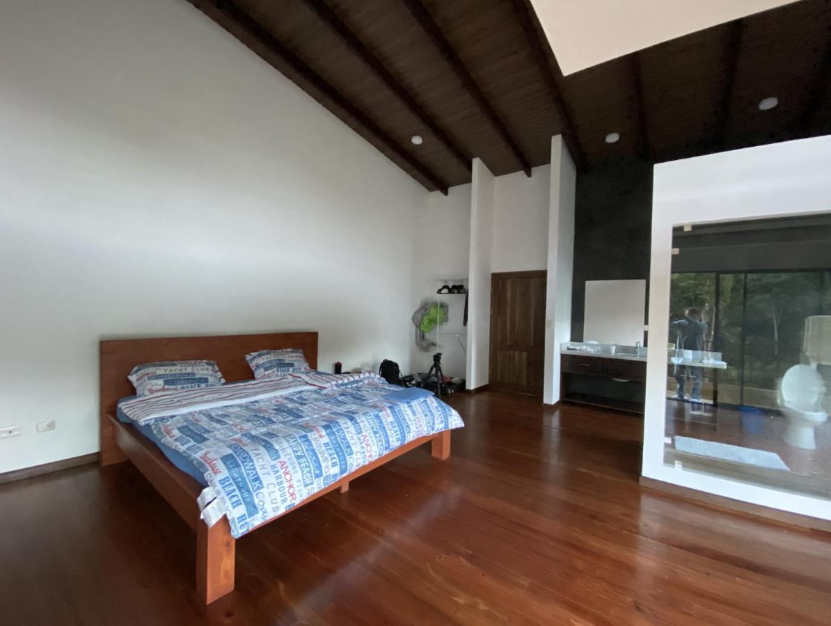 Arte De Plumas Birding Lodge Cartago Bagian luar foto